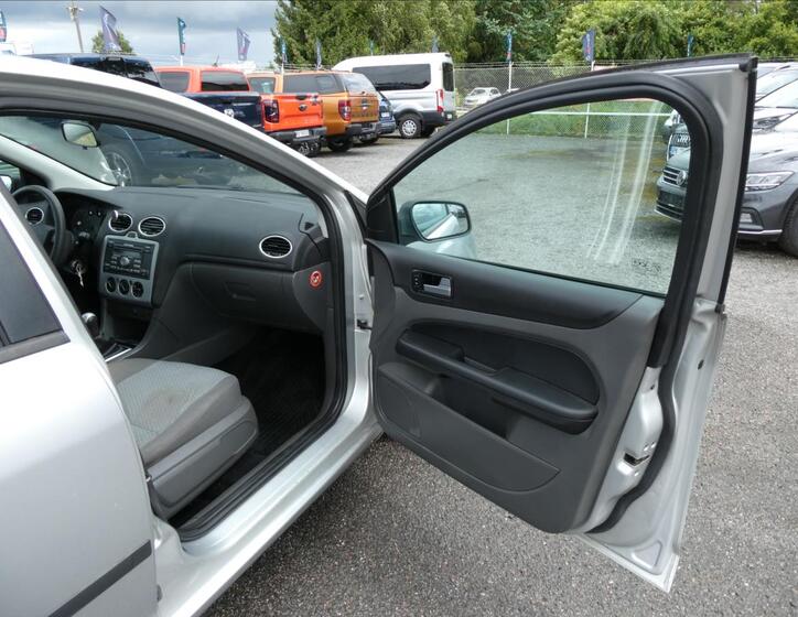 Ford Focus 17