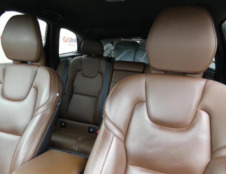 Volvo XC60 7