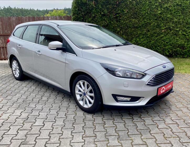 Ford Focus 7