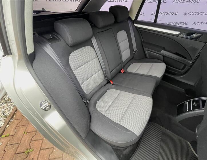 Škoda Superb 21