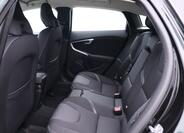 Volvo V40 16