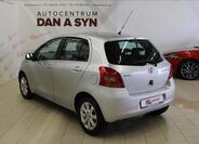 Toyota Yaris 6