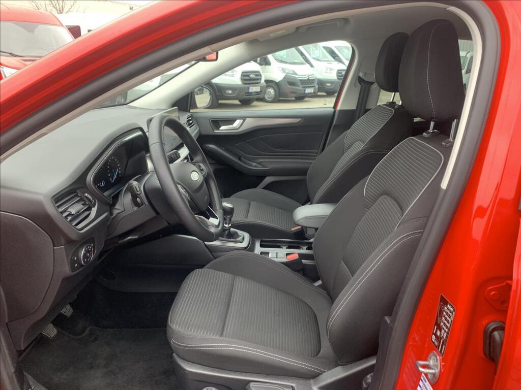 Ford Focus 16