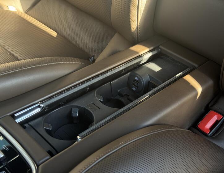 Porsche Panamera 33