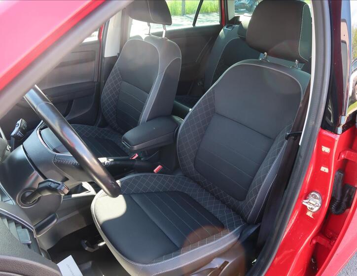 Škoda Fabia 10