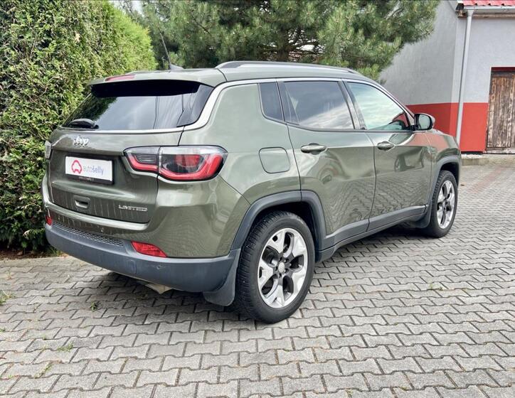 Jeep Compass 6