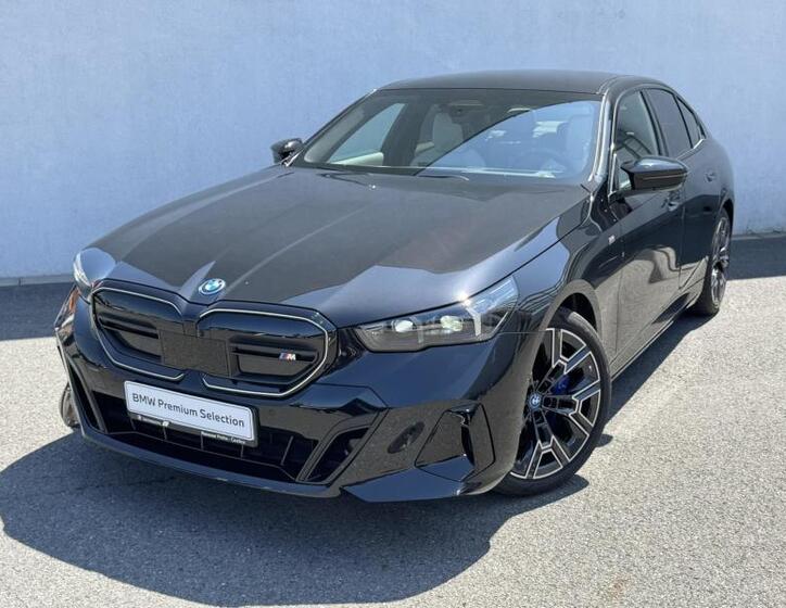 BMW i5 1