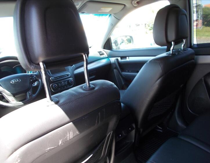 KIA Sorento 18