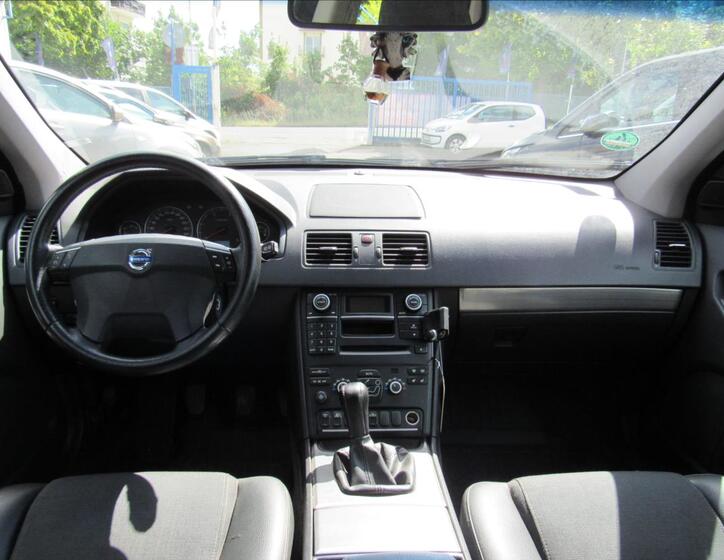 Volvo XC90 11