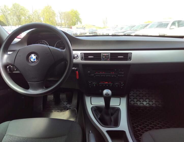 BMW Řada 3 7
