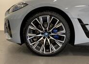BMW i4 6