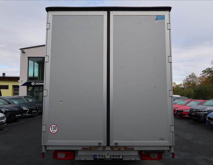 Mercedes-Benz Sprinter 8