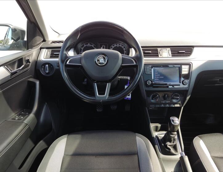 Škoda Rapid 9
