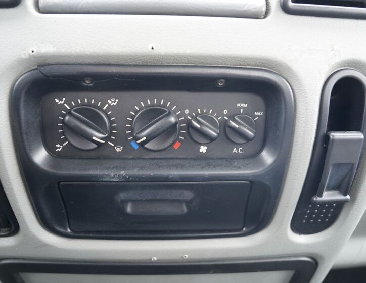 Renault Master 25