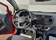 Kia Rio 13