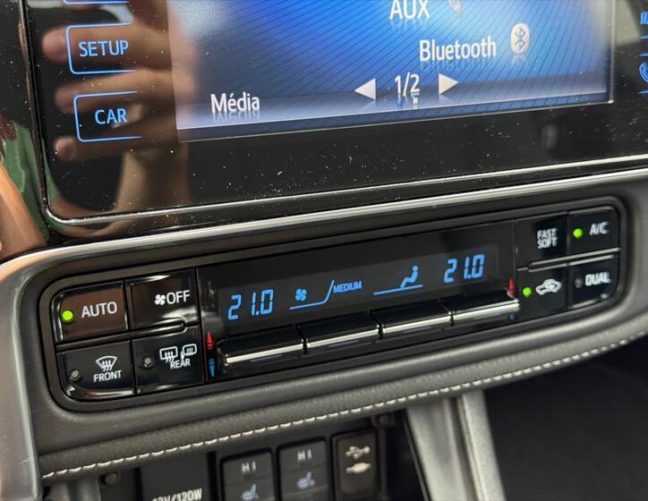 Toyota Corolla 15