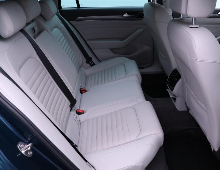 Volkswagen Passat 15