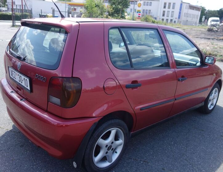 Volkswagen Polo 13