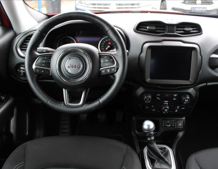 Jeep Renegade 9