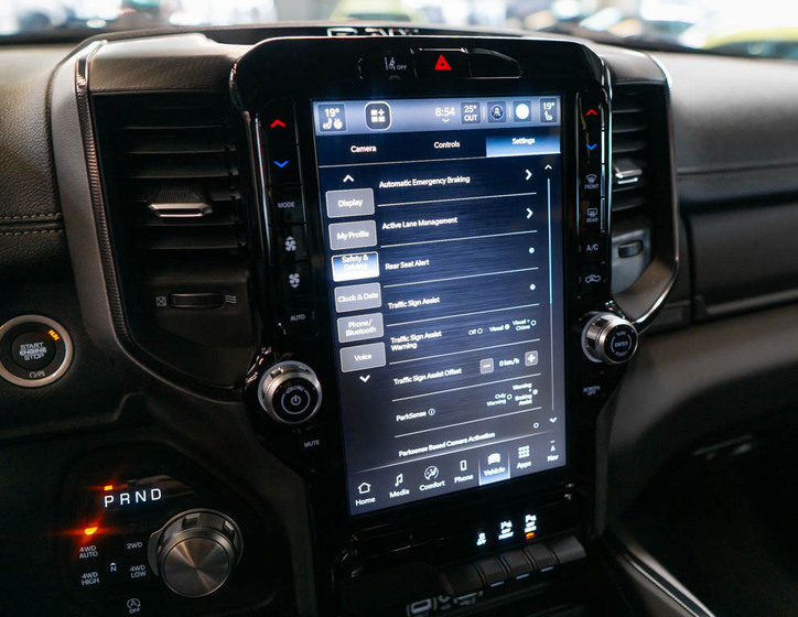 Dodge RAM 26