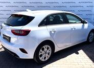 KIA Ceed 4
