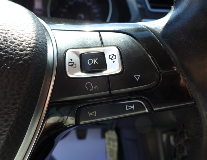 Volkswagen Tiguan 19