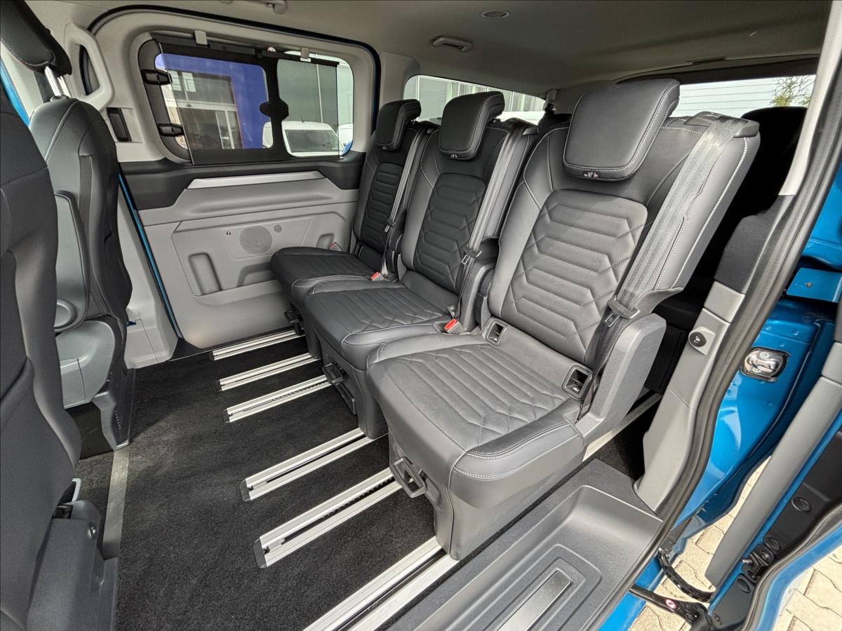 Ford Tourneo Custom