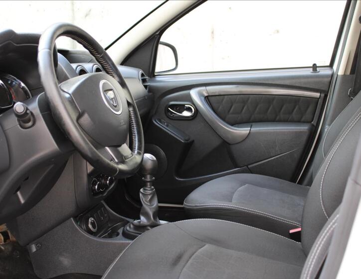 Dacia Duster 15