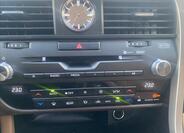 Lexus RX 59