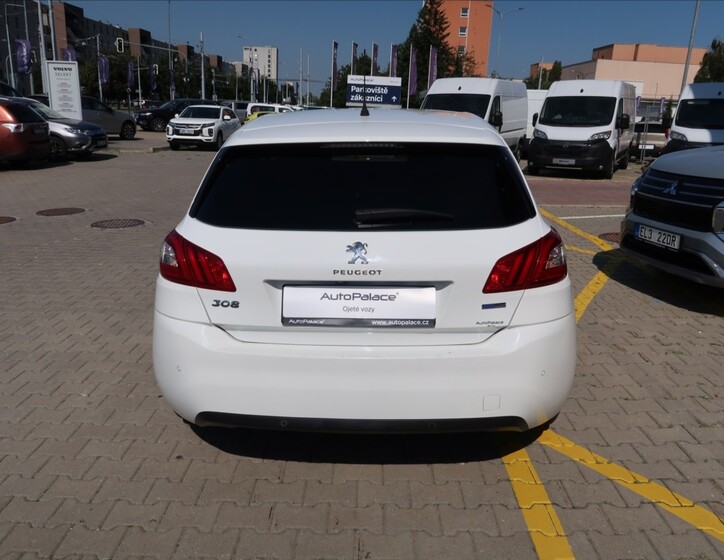 Peugeot 308 5