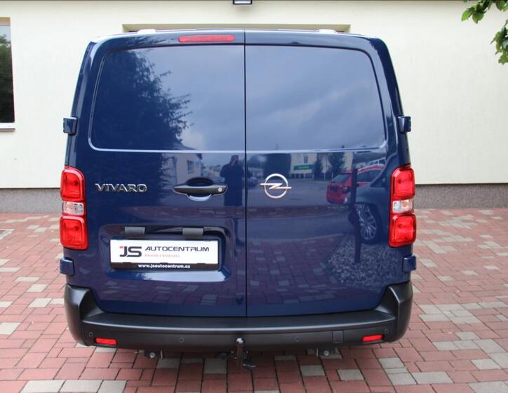 Opel Vivaro 8