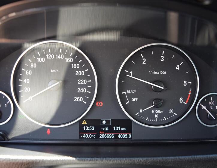 BMW Řada 3 32