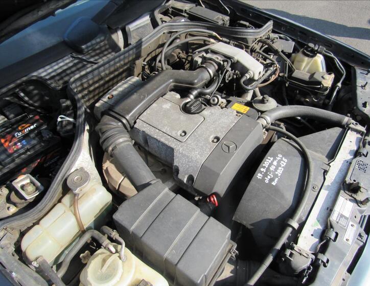 Mercedes-Benz Třídy E 25