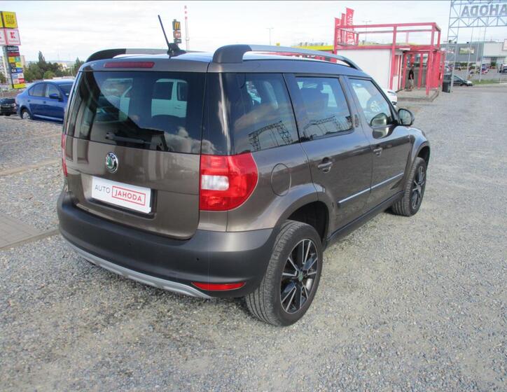 Škoda Yeti 8