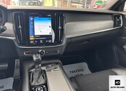 Volvo V90 27