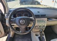 Mazda 2 20