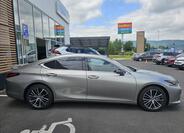 Lexus ES 300h 18