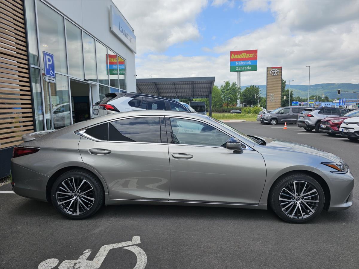 Lexus ES 300h