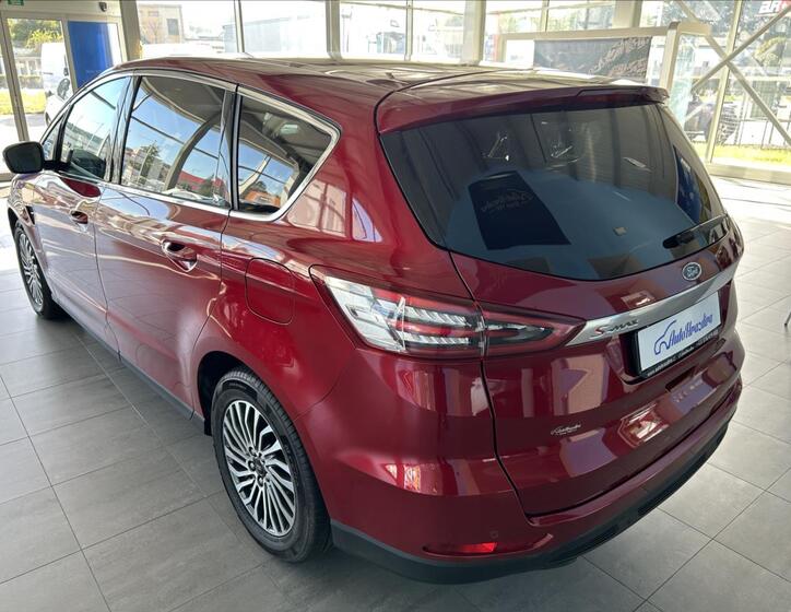 Ford S-MAX 4