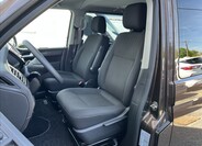 Volkswagen Caravelle 17