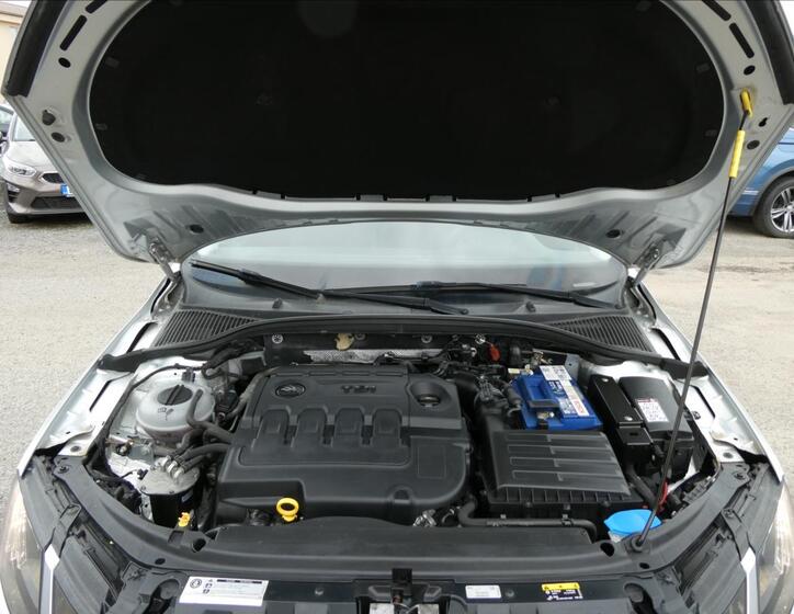 Škoda Octavia 28