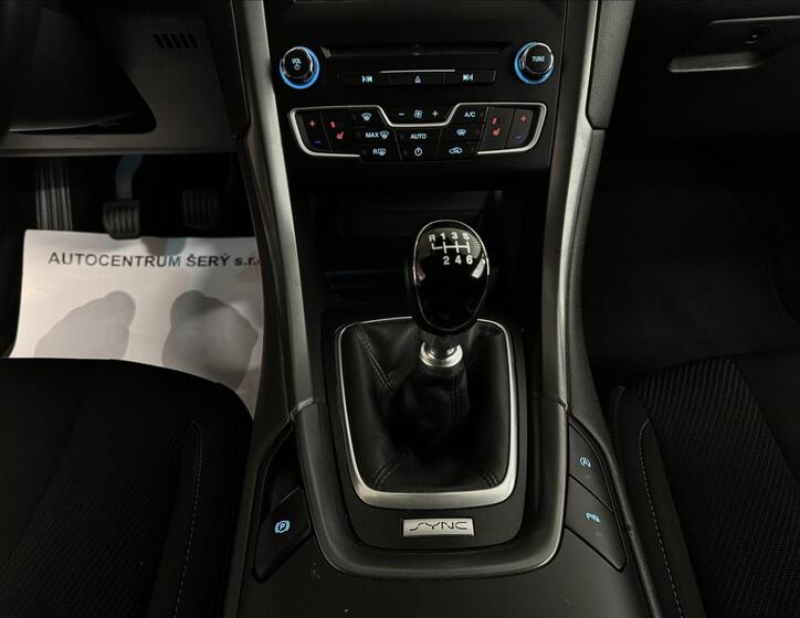 Ford Mondeo 25