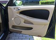 Jaguar X-Type 27