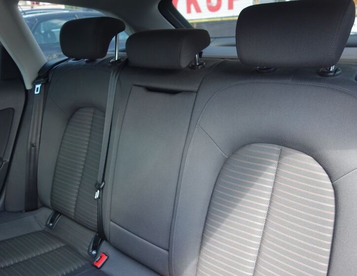 Audi A6 30