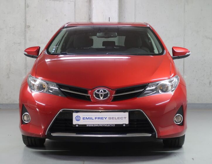 Toyota Auris 2