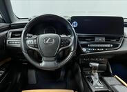 Lexus ES 300h 5
