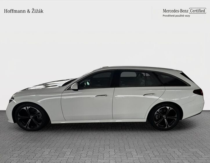 Mercedes-Benz Třídy E 8