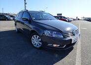 Volkswagen Passat 1