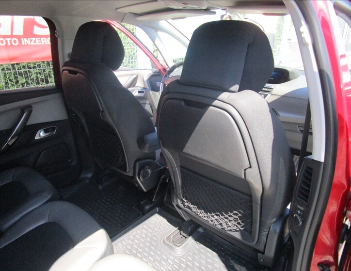 Citroën Grand C4 Picasso 26