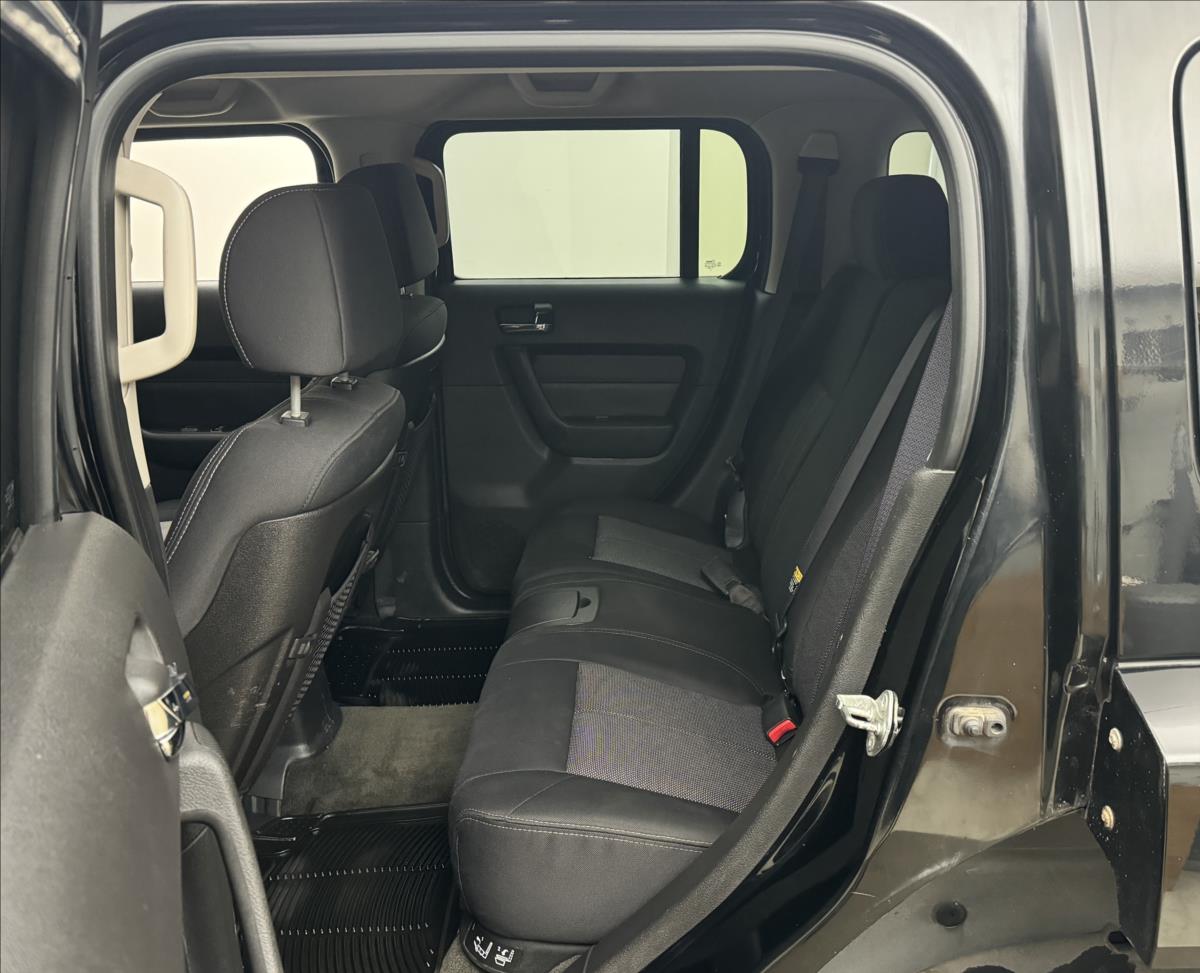 Hummer H3